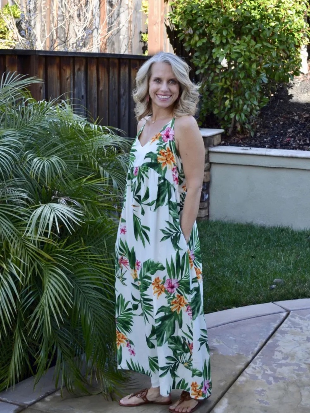 Gibson Tropical Floral Maxi Dress, Size Medium